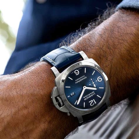 panerai difference luminor and luminor marina|panerai luminor marina price.